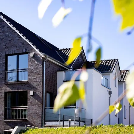 Flussblick Am Toepferberg 5 * Bad Schwartau